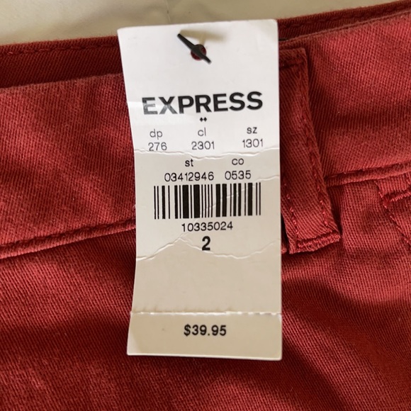 Burnt orange Express shorts, size 2. Never worn!! - Picture 3 of 3